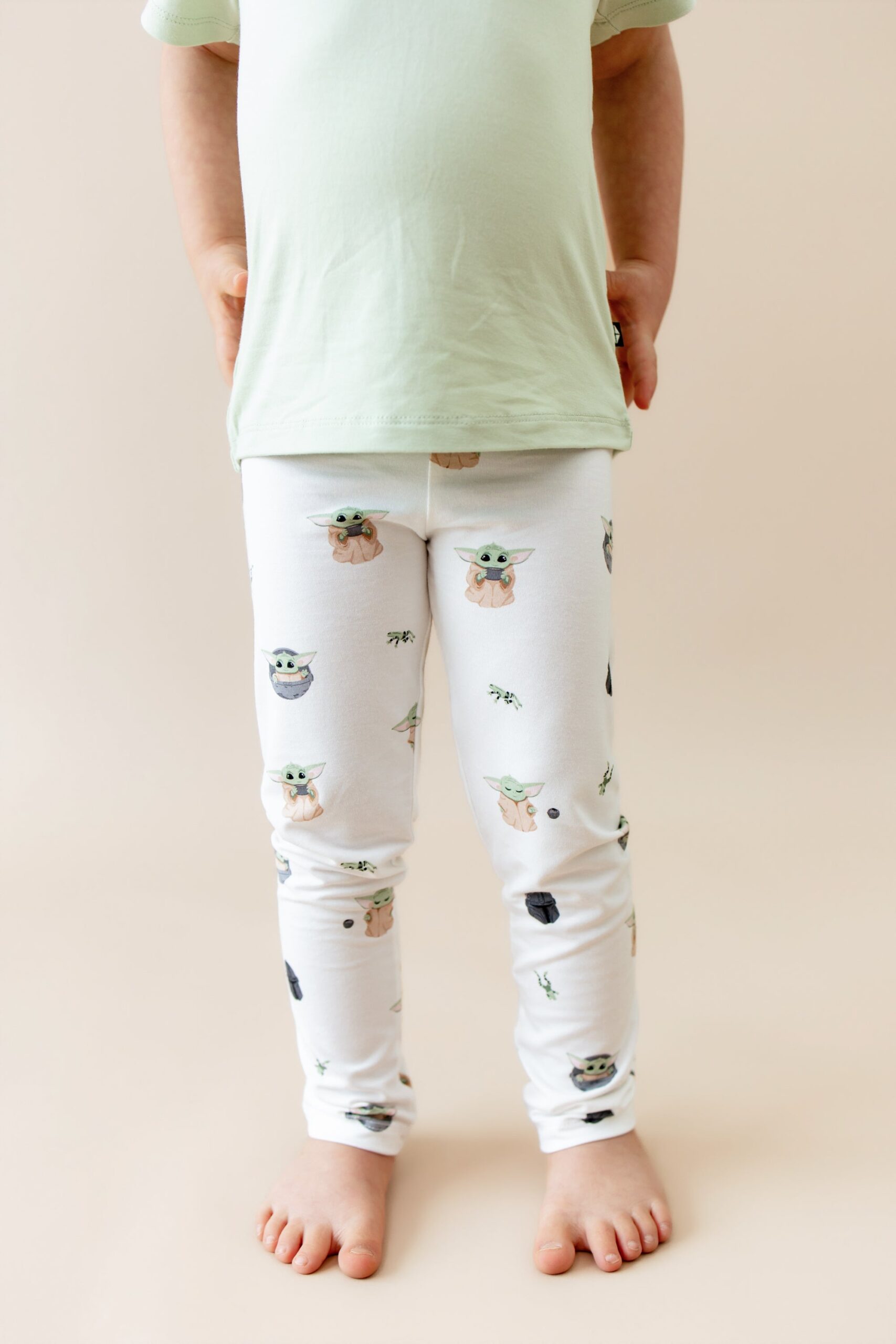 Grogu_Toddler_Leggings_02