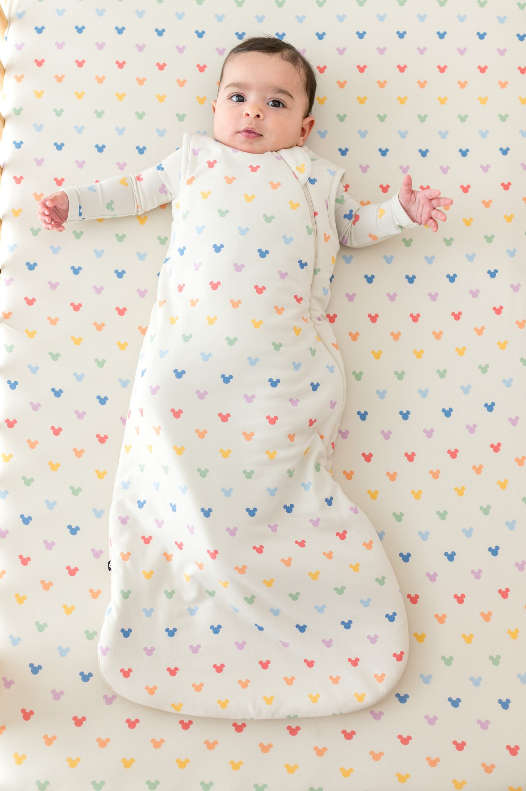 Pastel_Mickey_Mouse_Crib_Sheet_1.0_Sleep_Bag_01