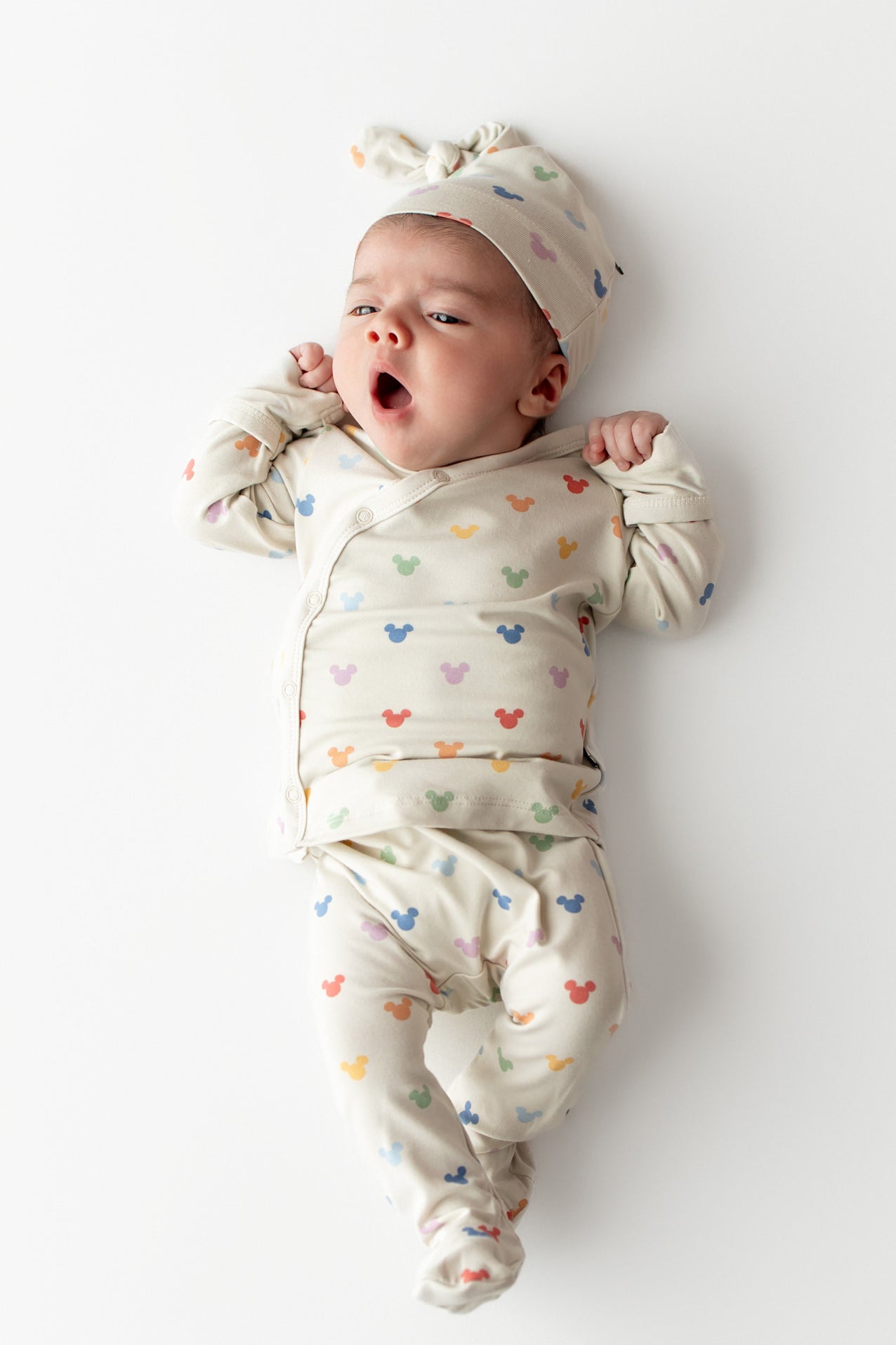 Pastel_Mickey_Mouse_Take_Me_Home_Set_with_Cap_01