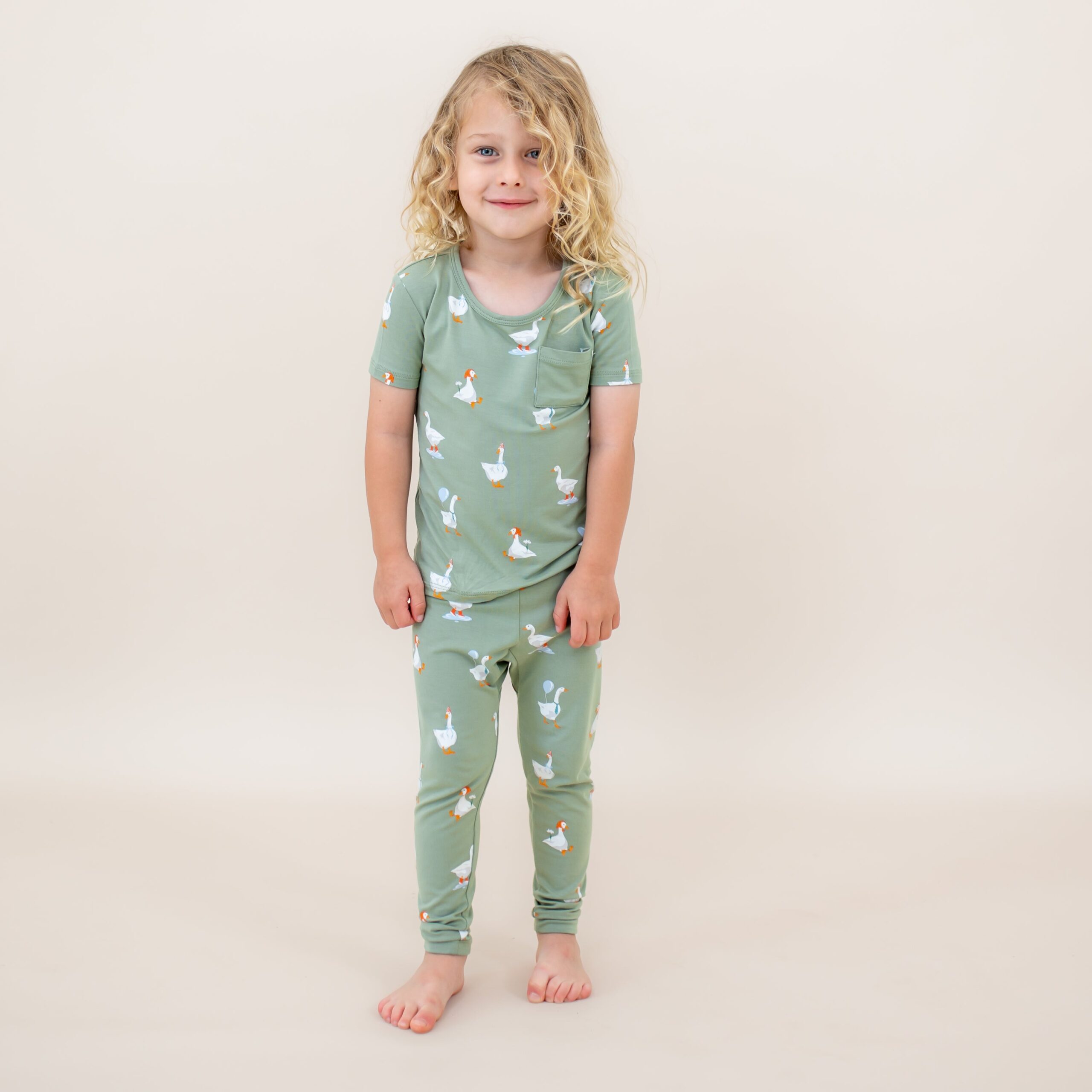 Silly_Goose_in_SS_Pajama_w_Pant-03