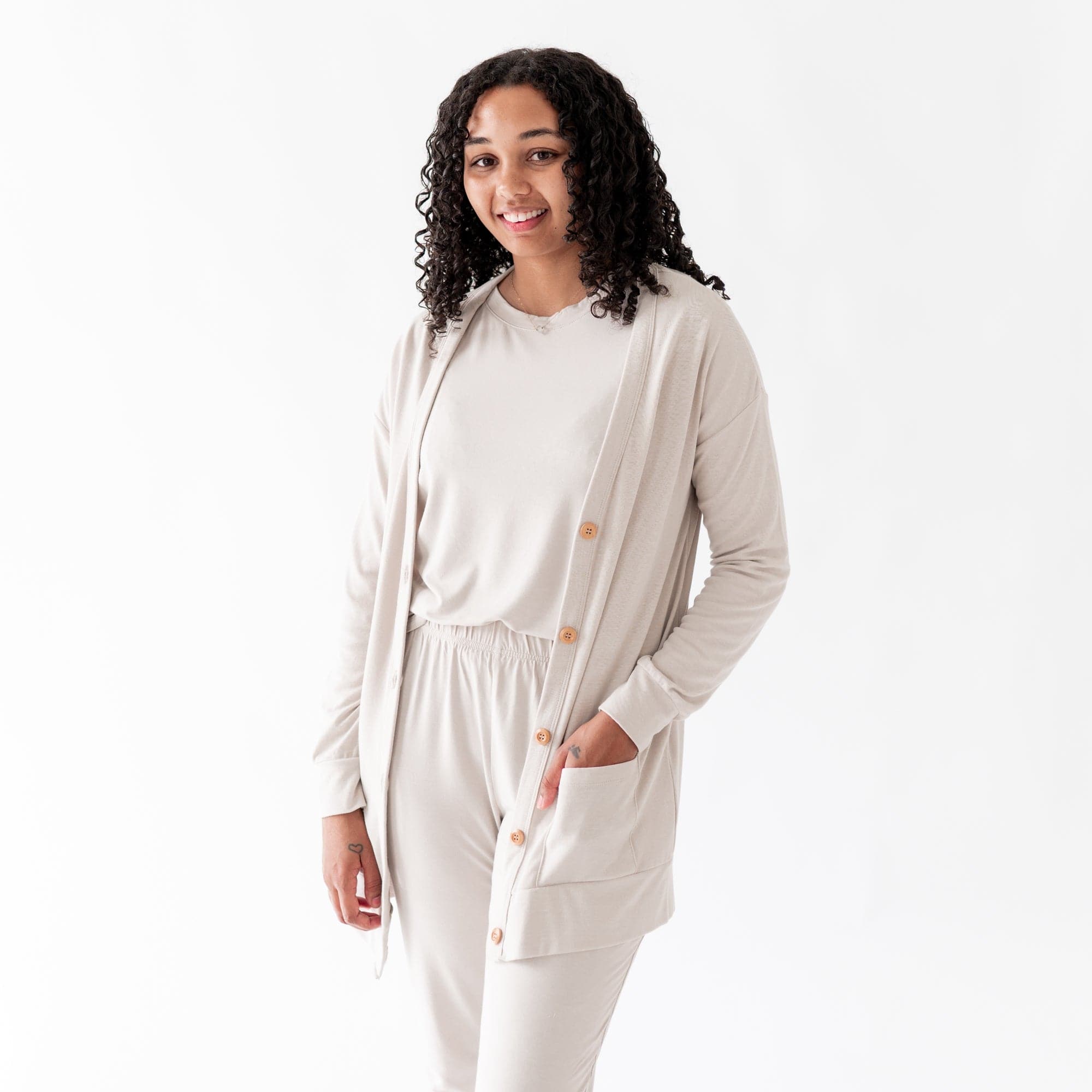 kyte-baby-adult-bamboo-jersey-cardigan-adult-bamboo-jersey-cardigan-in-oat-30769358110831