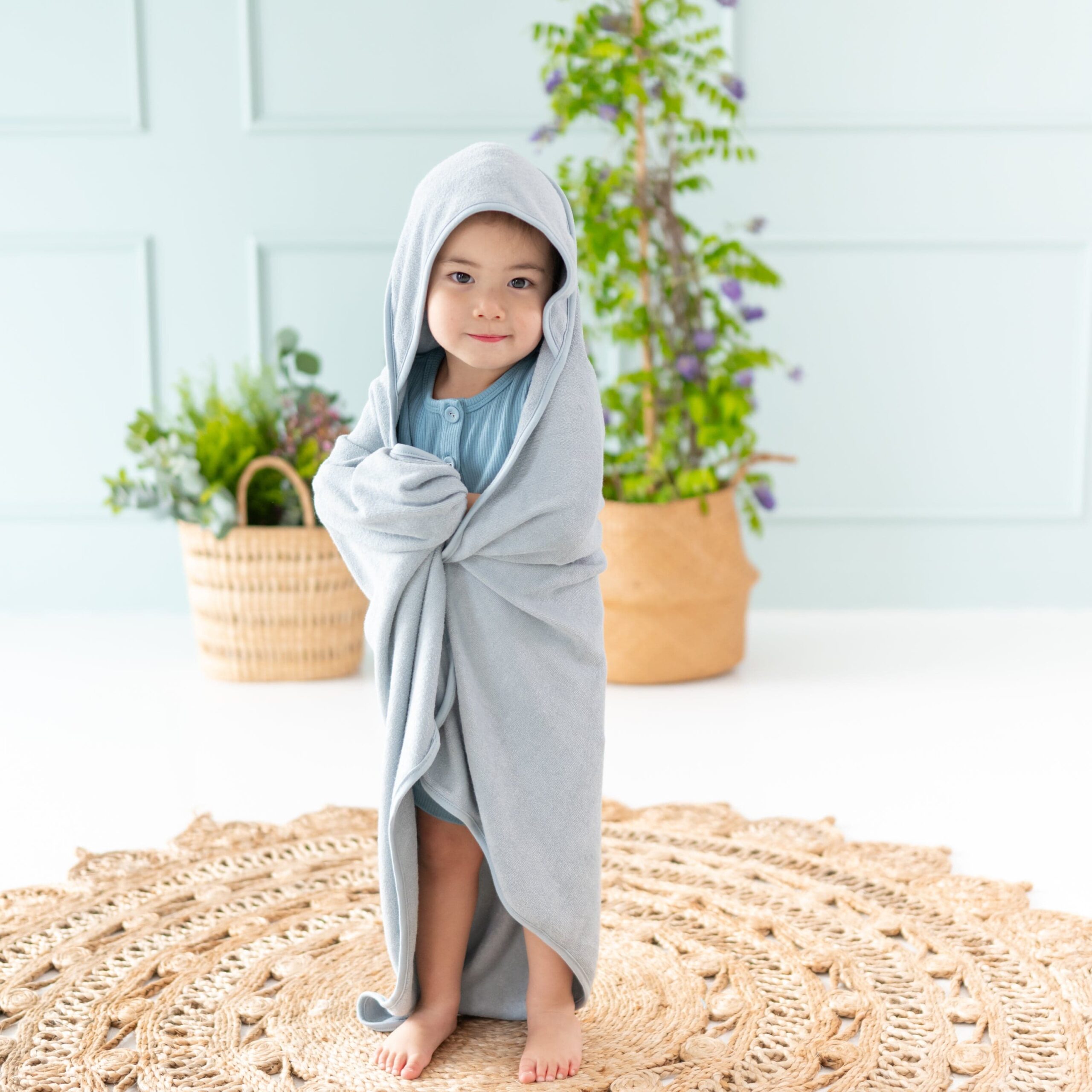 kyte-baby-hooded-bath-towel-fog-infant-hooded-bath-towel-in-fog-33524511637615