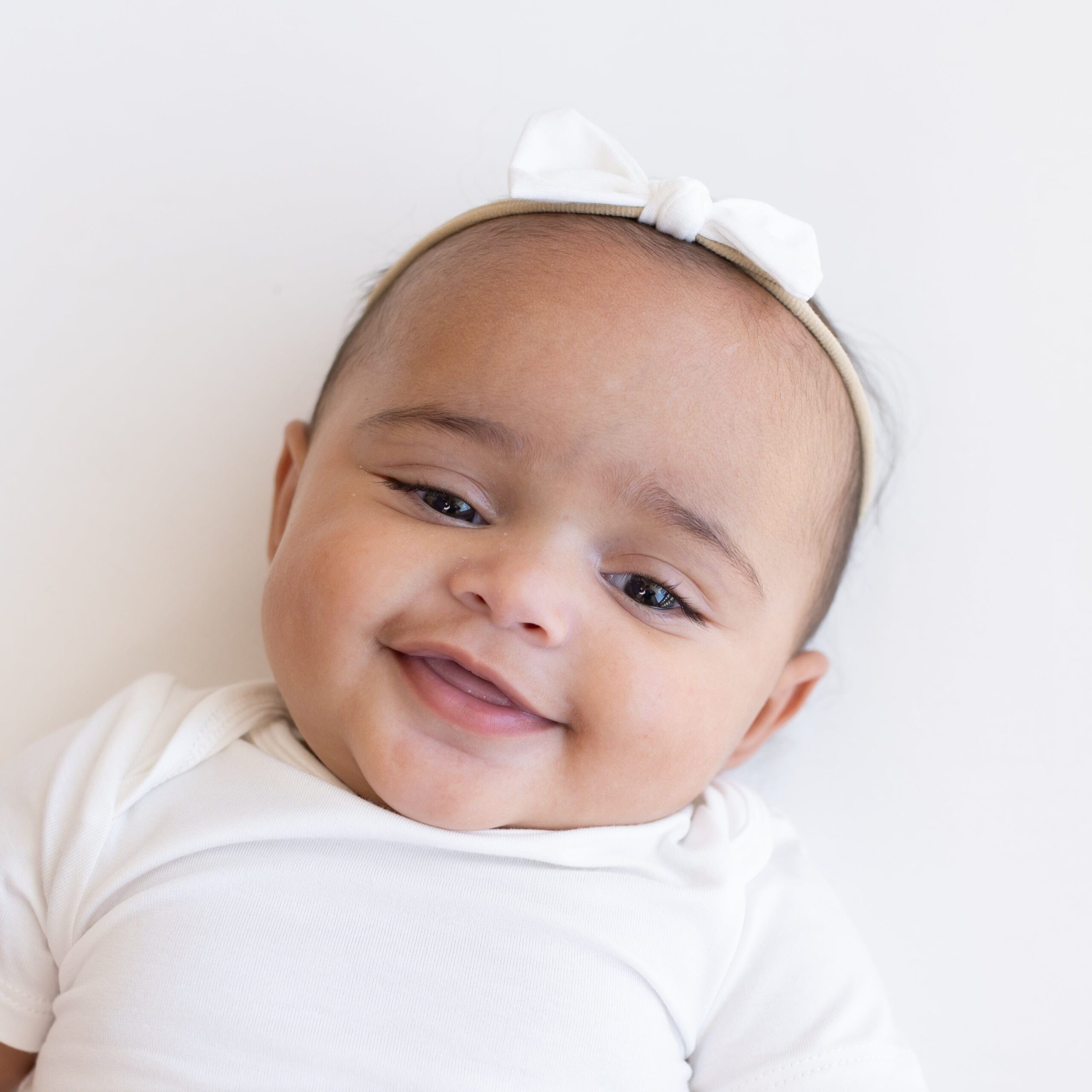 kyte-baby-tiny-nylon-bow-cloud-one-size-tiny-nylon-bow-in-cloud-34598139887727